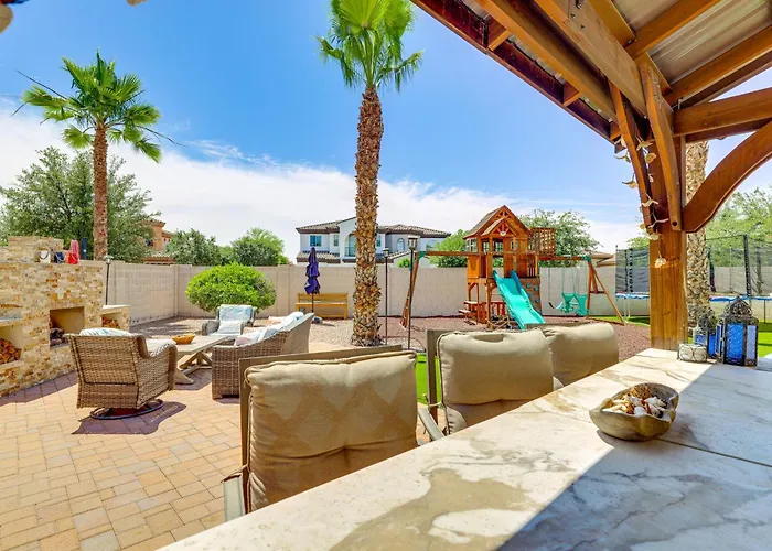 Holiday home Pool, Hot Tub, Toys! Family Home, 4 Mi To Luke Afb