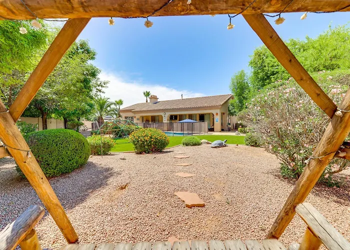 Pool, Hot Tub, Toys! Family Home, 4 Mi To Luke Afb Holiday home